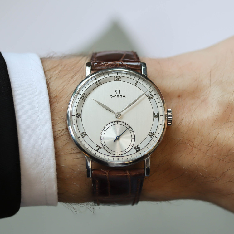 Handaufzug,  Omega Omega Klassik 